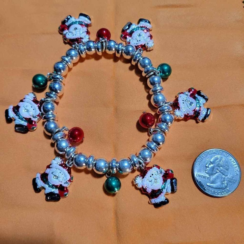 Silversantacharm Bracelet